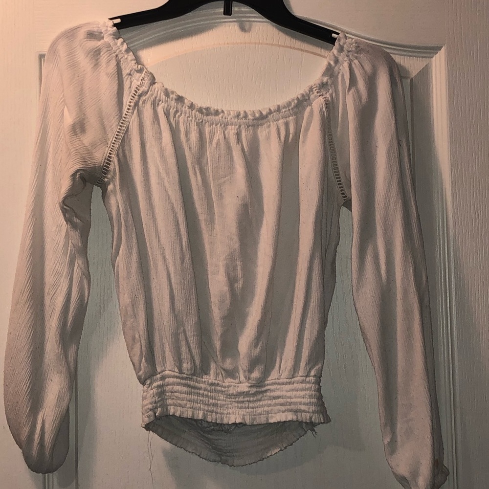 blouse, t-shirt